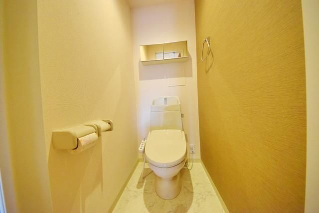 フォレスト成城のトイレ写真