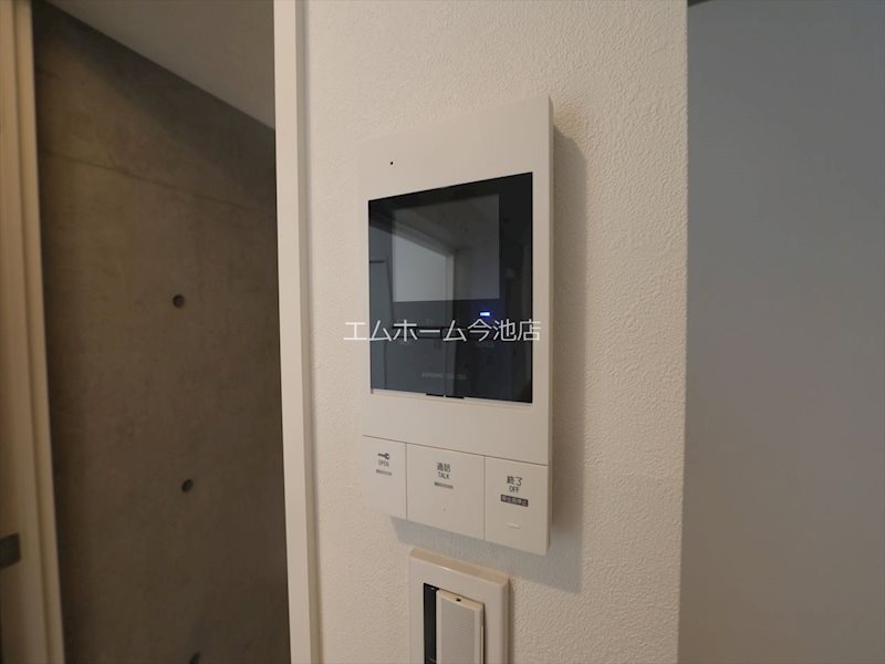 セキュリティ　TVモニター付インターホン完備