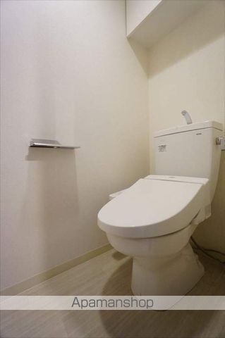 ＪＲ中央本線 鶴舞駅 徒歩6分 15階建 築8年のトイレ写真