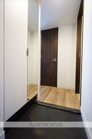 ＪＲ中央本線 鶴舞駅 徒歩6分 15階建 築8年の玄関写真