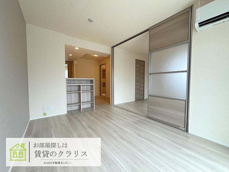 メゾンシュシュの居間写真