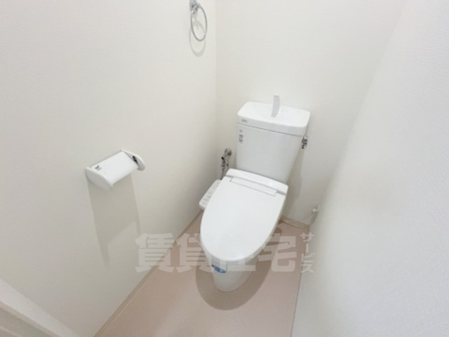 京阪四ノ宮アバンギャルドのトイレ写真