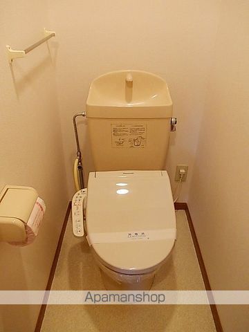 ＪＲ奥羽本線 秋田駅 バス乗車時間：20分 最寄りバス停で下車 徒歩3分 3階建 築25年のトイレ写真