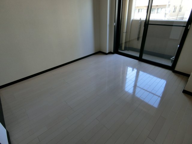 プレール・ドゥーク東京NORTHIIの居間写真