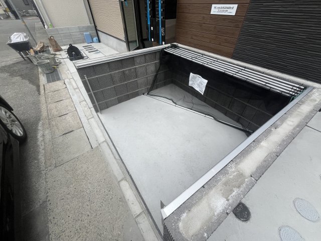 その他　建設中