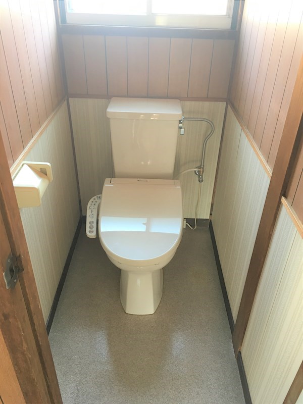 柳原小林戸建のトイレ写真