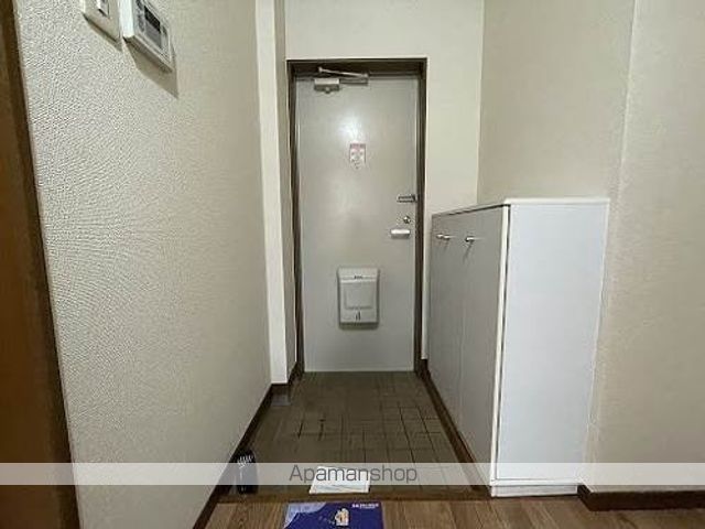 トミーズ長嶺の玄関写真