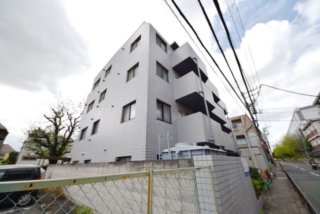 建物外観　タウンハウジング仙川店まで♪