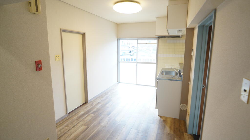 居室・リビング　DK7帖