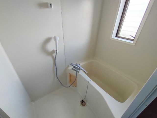 バス・シャワールーム　1号室写真です