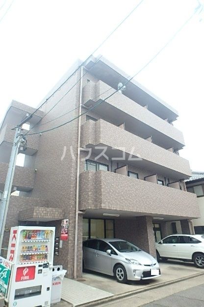 名古屋市東区矢田のマンションの建物外観