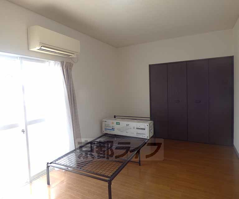 居室・リビング　明るいお部屋です