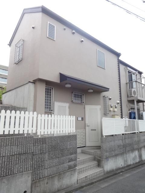 神奈川県横浜市港南区港南１（アパート）の賃貸物件の外観