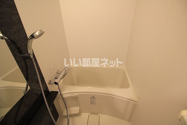 【神戸市中央区橘通のマンションのバス・シャワールーム】