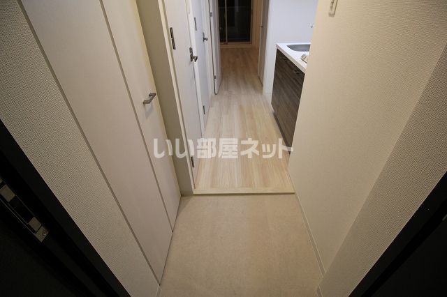 【神戸市中央区橘通のマンションの玄関】