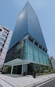 プラティーヌ西新宿の建物外観