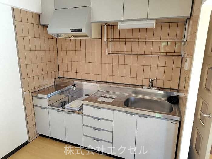 キッチン　お好きなコンロを設置していただけます。