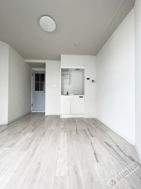 居室・リビング　ネットは無料で利用可能です♪♪