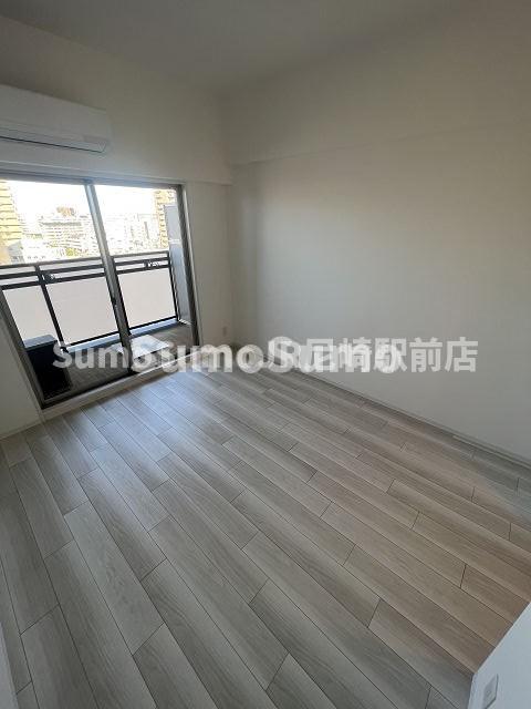 居室・リビング　こちらの居間で趣味の時間をお楽しみください