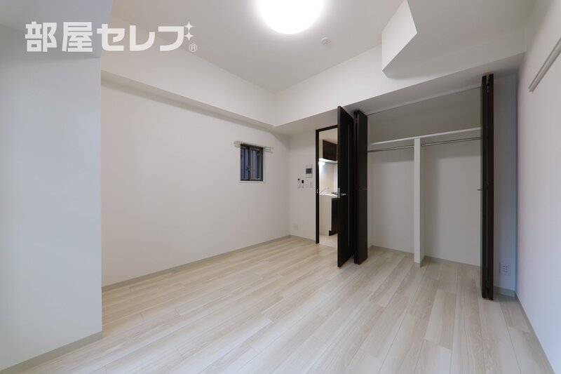 居室・リビング　２０１号室写真
