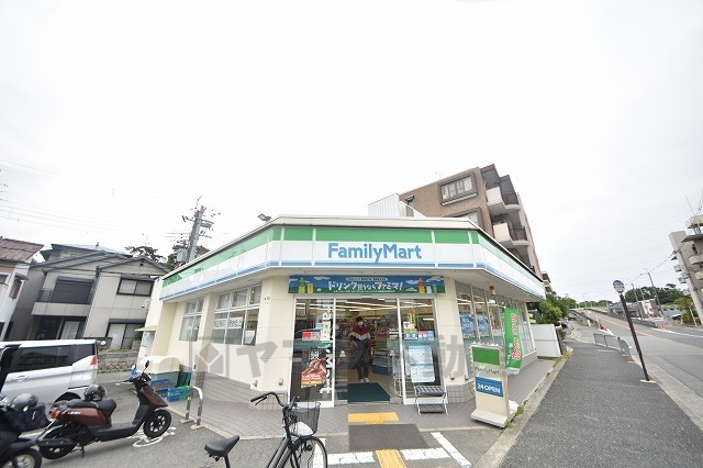 【Fleuri Residence 円山のコンビニ】