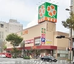 【プレサンス扇町駅前のスーパー】