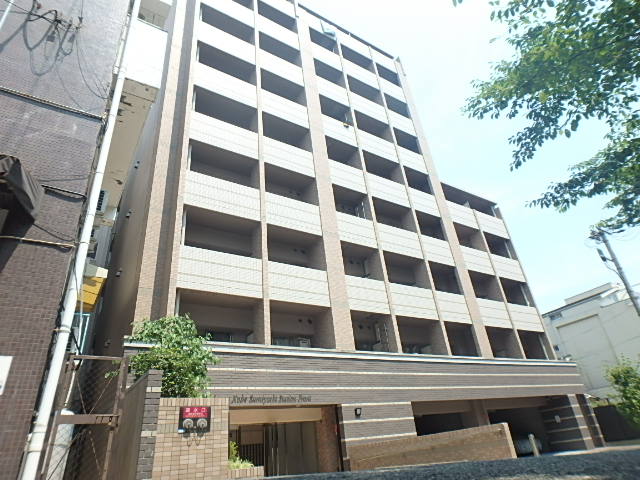 神戸市東灘区住吉宮町のマンションの建物外観