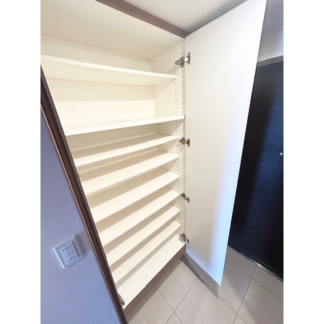 その他設備　シューズボックス