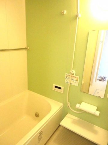 バス・シャワールーム　バス・トイレ別