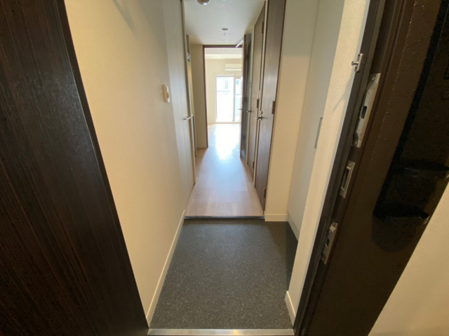 玄関　収納もある玄関です