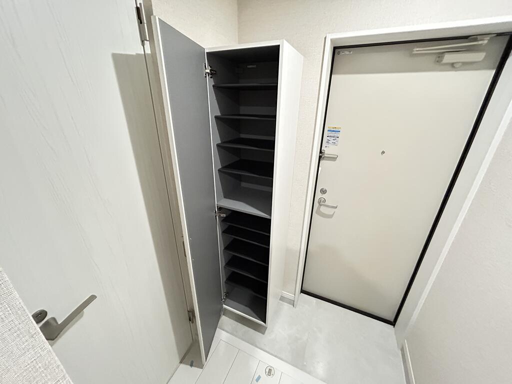 Jブラン関町の玄関写真