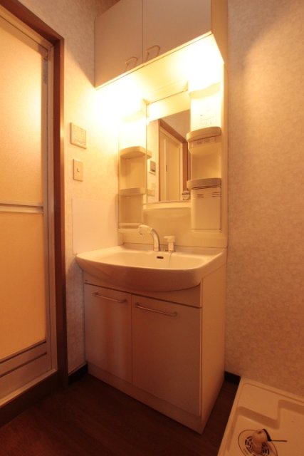 洗面設備　同物件別号室