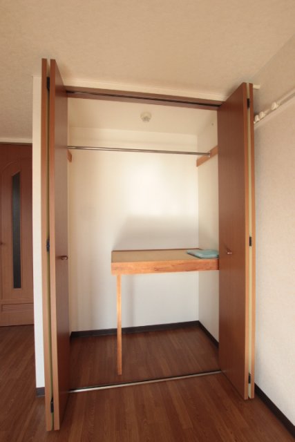 収納　同物件別号室