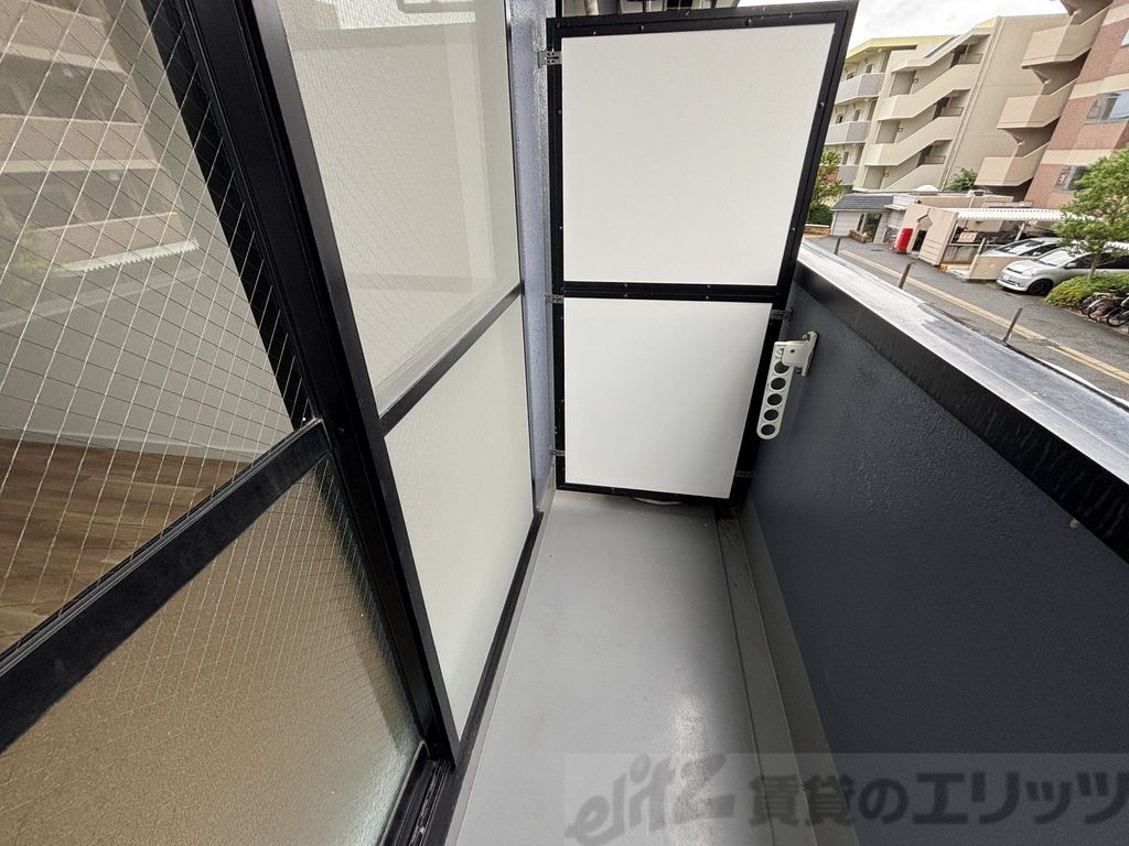 バルコニー　バルコニー