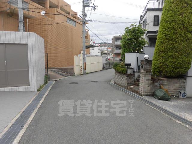 中学校　第十四中学校（中学校）まで591m