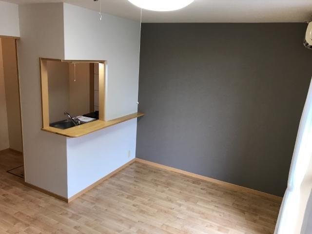 その他部屋・スペース　アクセントクロスに張替えました