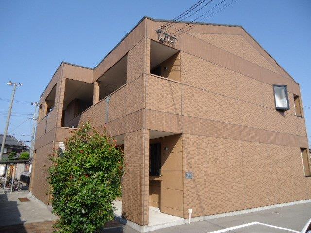 建物外観　外観写真（昼）