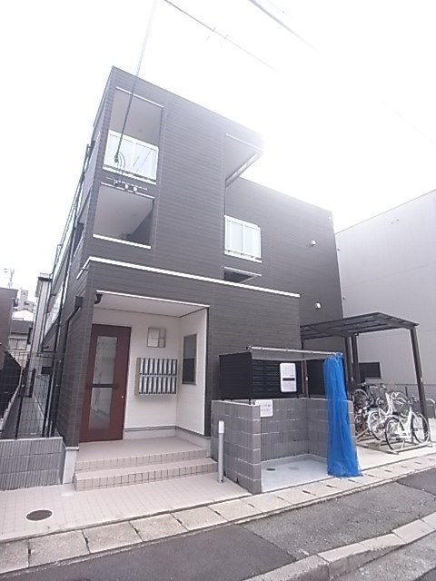 建物外観　外観は落ち着いています