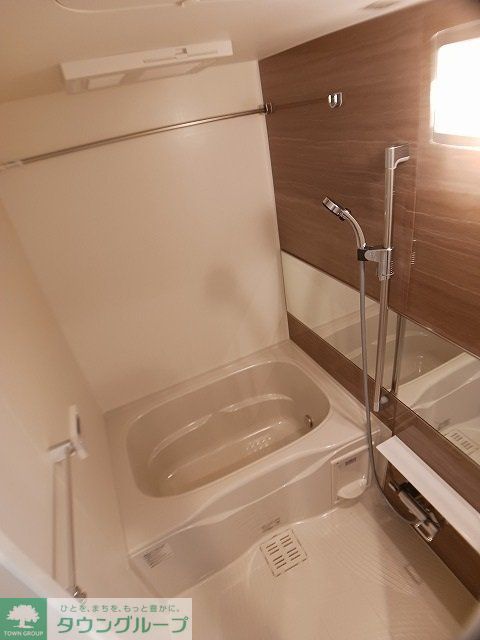 バス・シャワールーム　バス