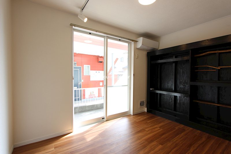 居室・リビング　家具はイメージです