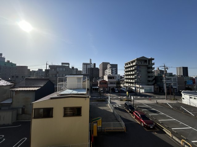 バルコニー　写真は類似です。