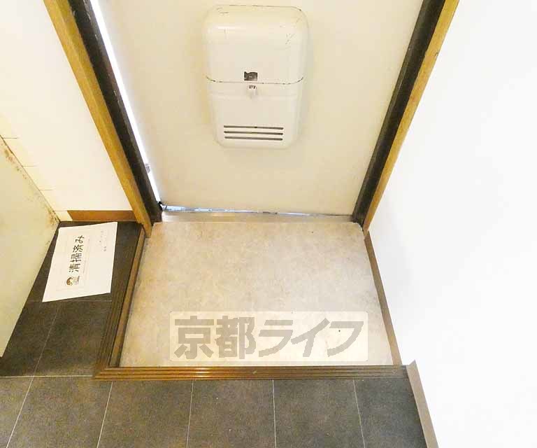 玄関　大きな段差がありません