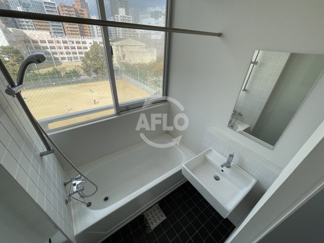 バス・シャワールーム　匠空KYOMACHIBORI　浴室