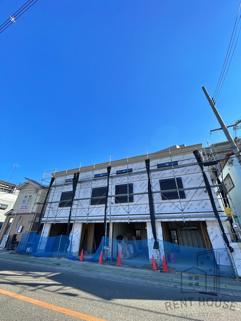 建物外観　建築中（外観）