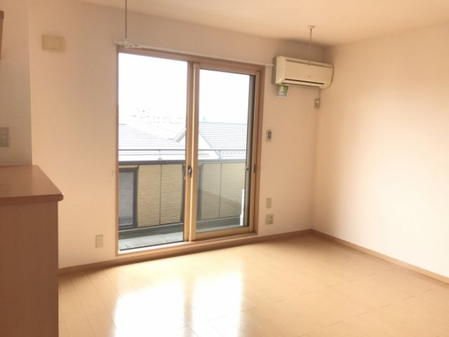 居室・リビング　反転タイプ