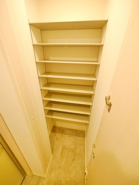 roidel’ours5_内装_4