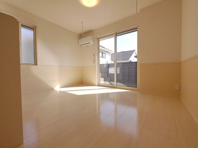 roidel’ours5_内装_0