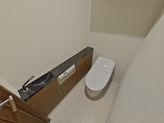 トイレ　※別部屋の写真です