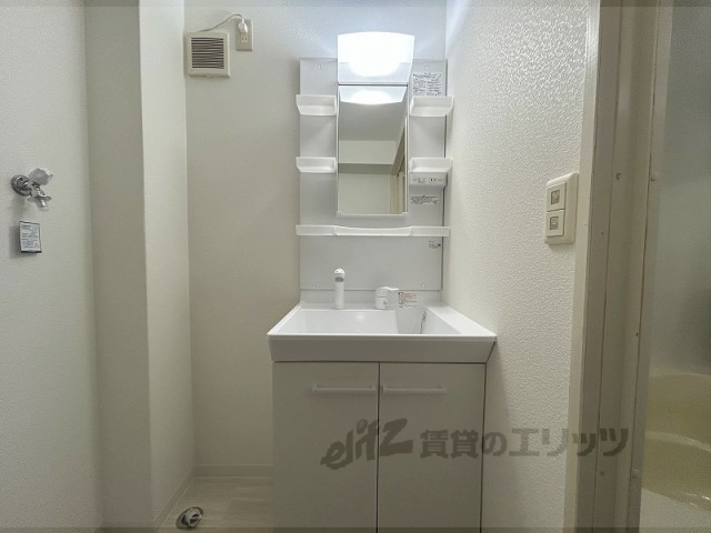 洗面設備　グリル