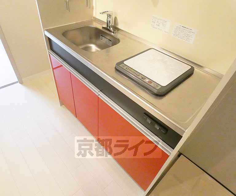 キッチン　ＩＨコンロ付きです。